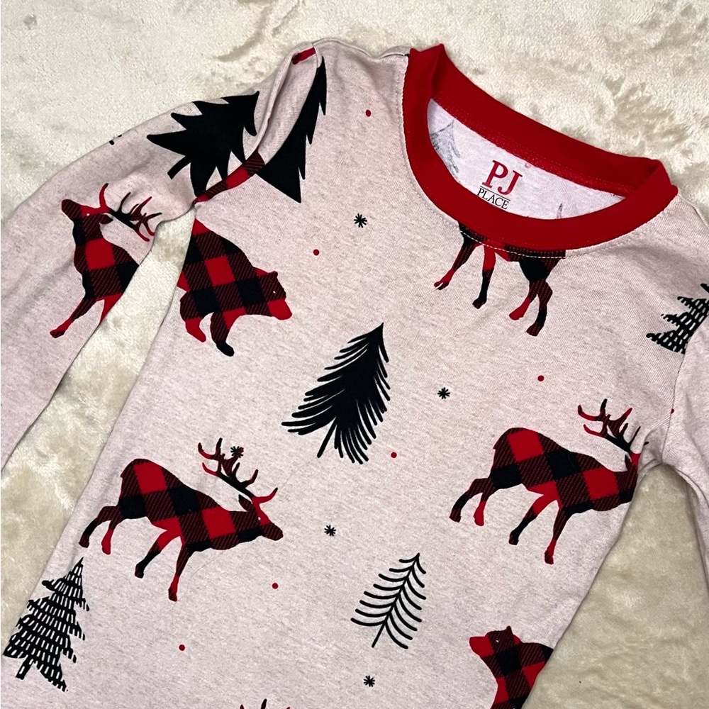 The Children’s Place Family Matching Pajamas.  Unisex child size 8.
